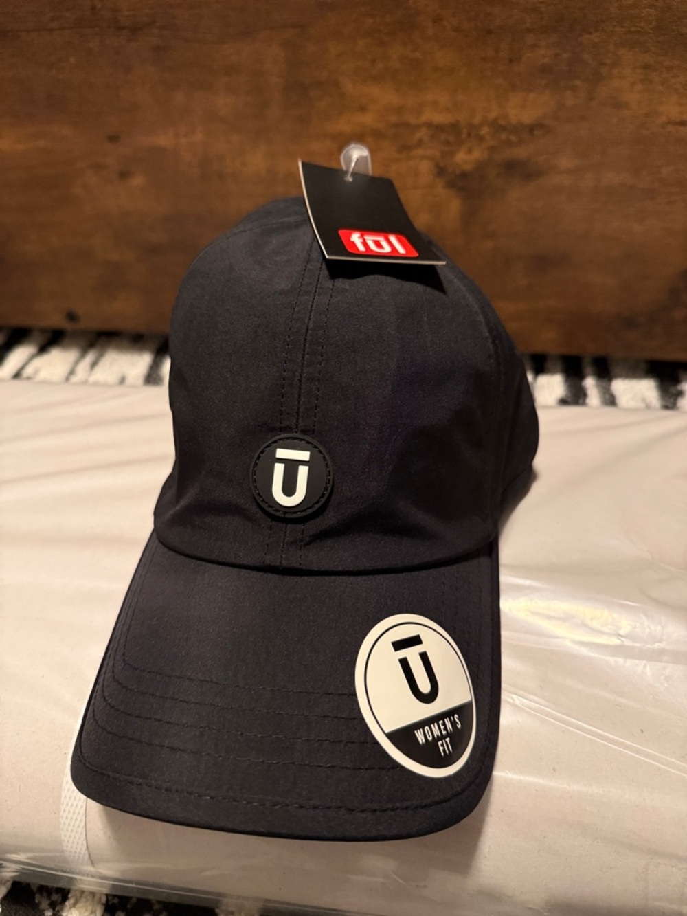 Tumi Black Logo Baseball Cap - Picture 7 of 10